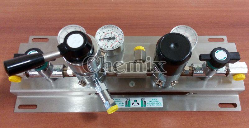 Cylinder Auto Changeover System, the gas handling equipment of chemix specialty gases.